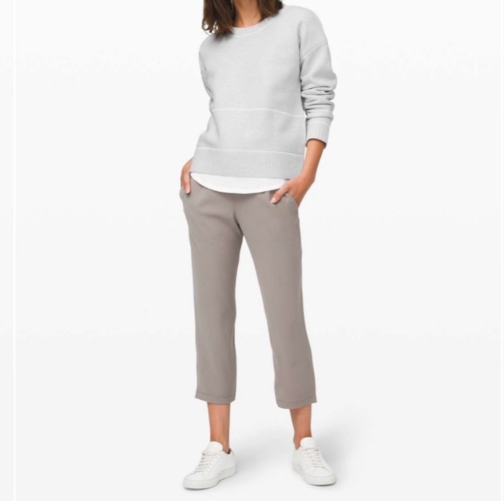 lululemon athletica Gray “on the fly” woven 23”